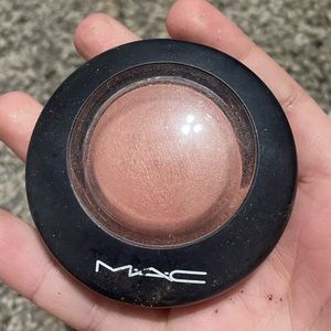 Mac blush